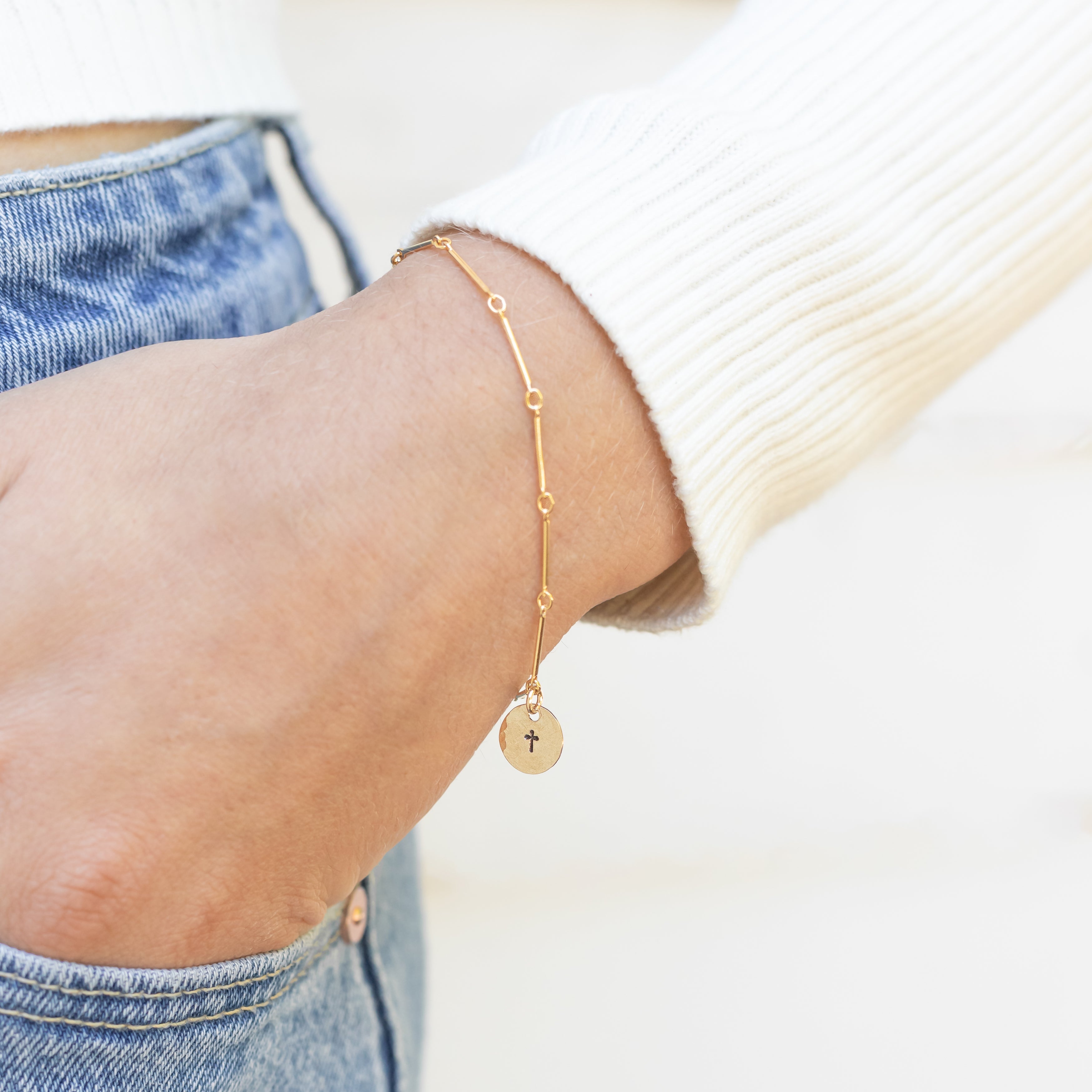 Delicate Cross Bracelet